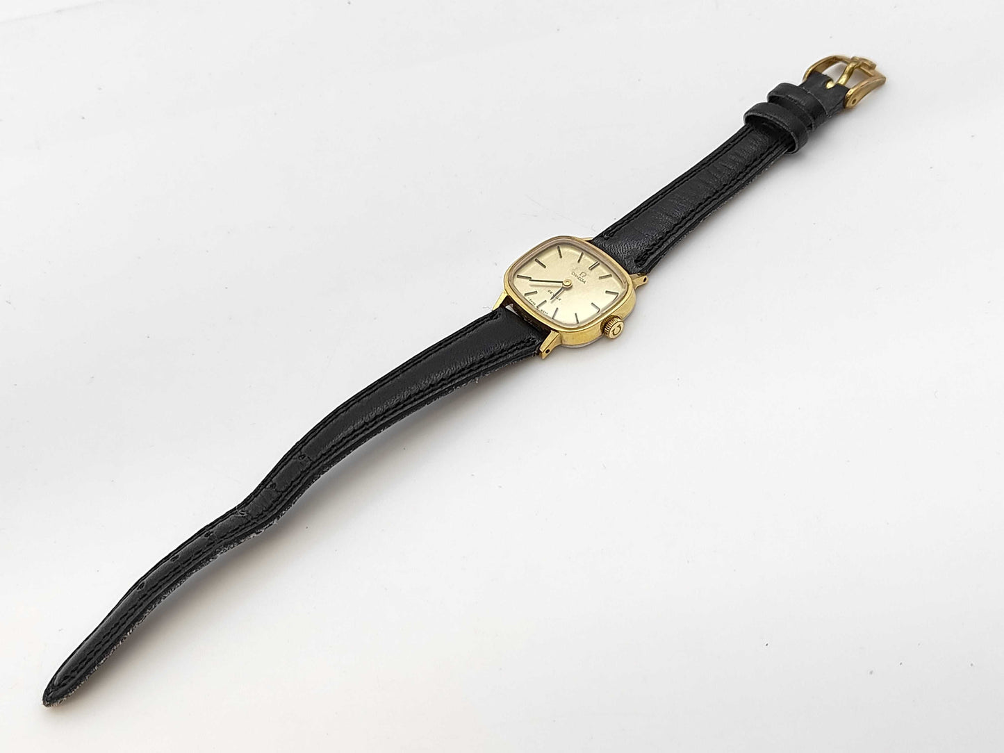 OMEGA Hand-wound Women's Watch