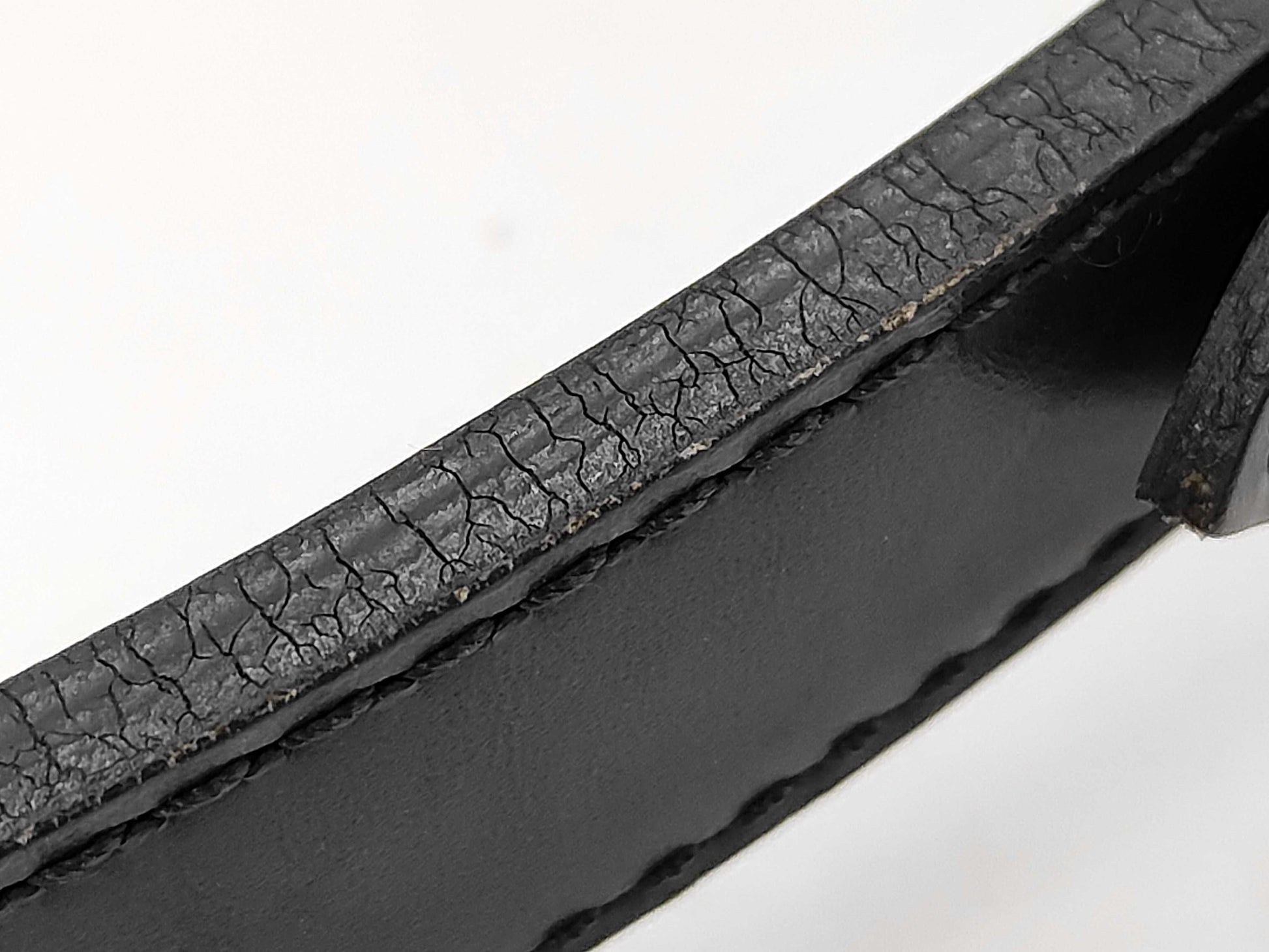 LOUIS VUITTON shoulder bag