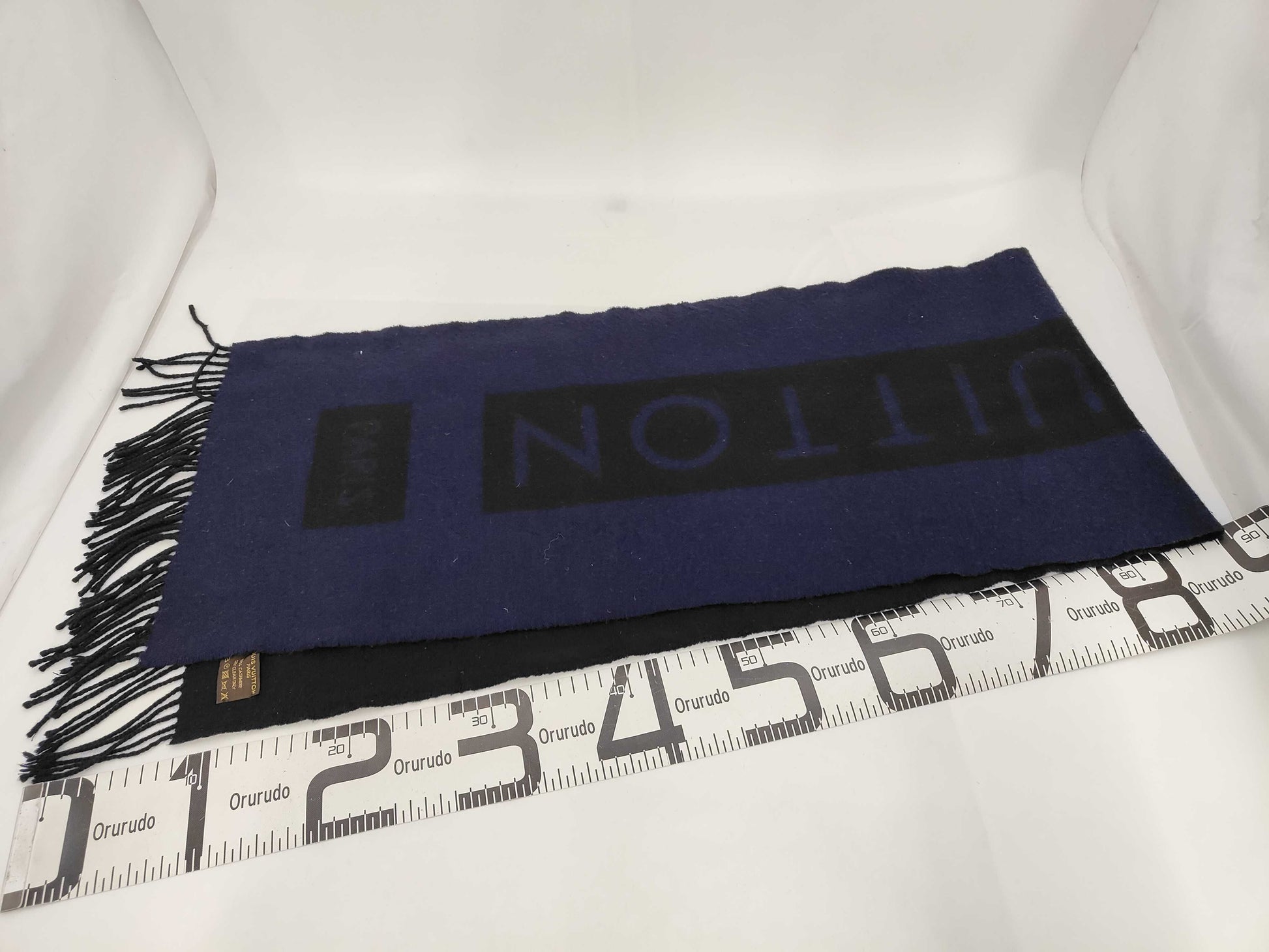 LOUIS VUITTON LOUIS VUITTON Louis Vuitton Cashmere Stole Echarpe Baroda M71295 Scarf