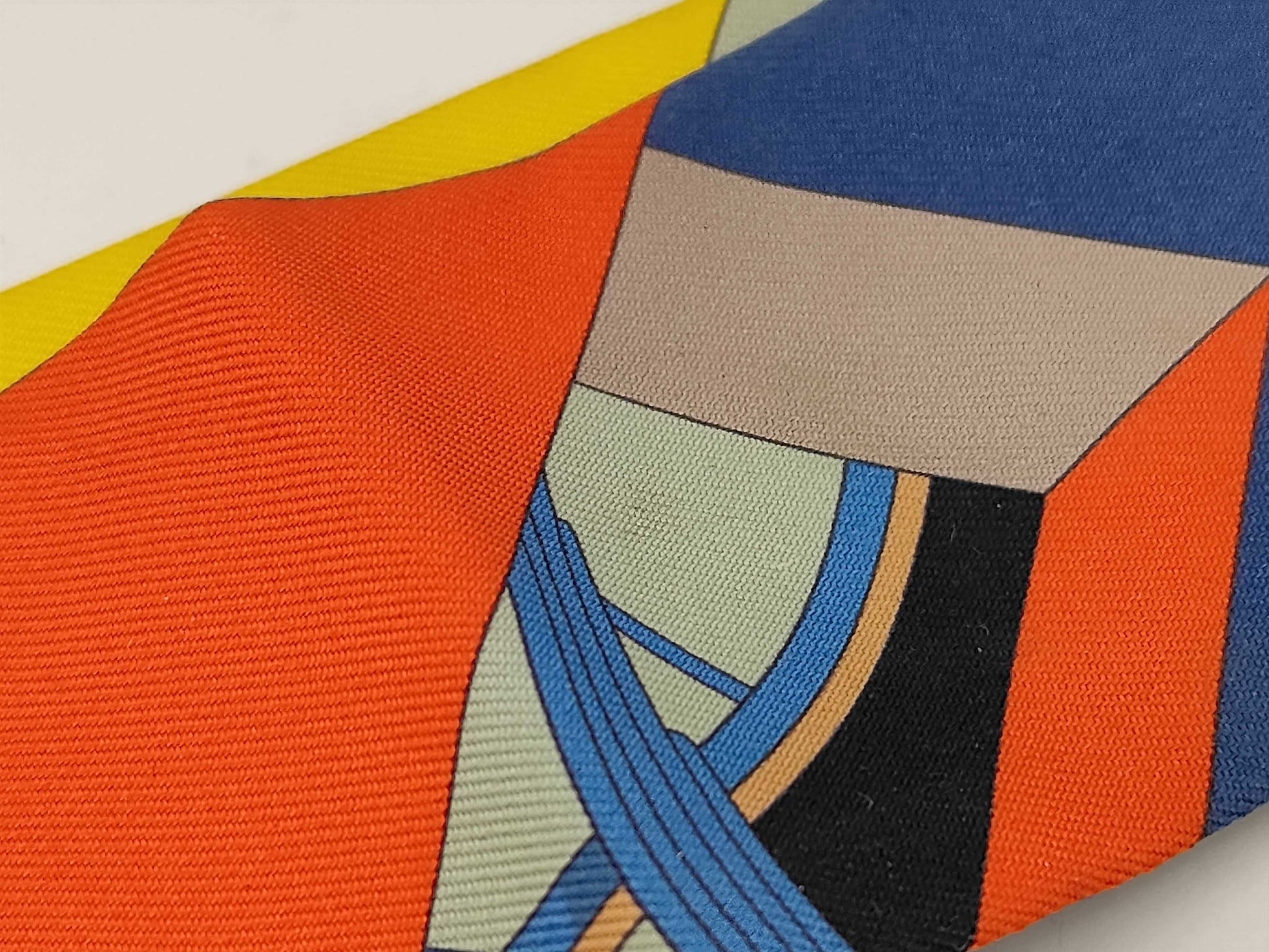 HERMES SPRINGS Twilly Scarf