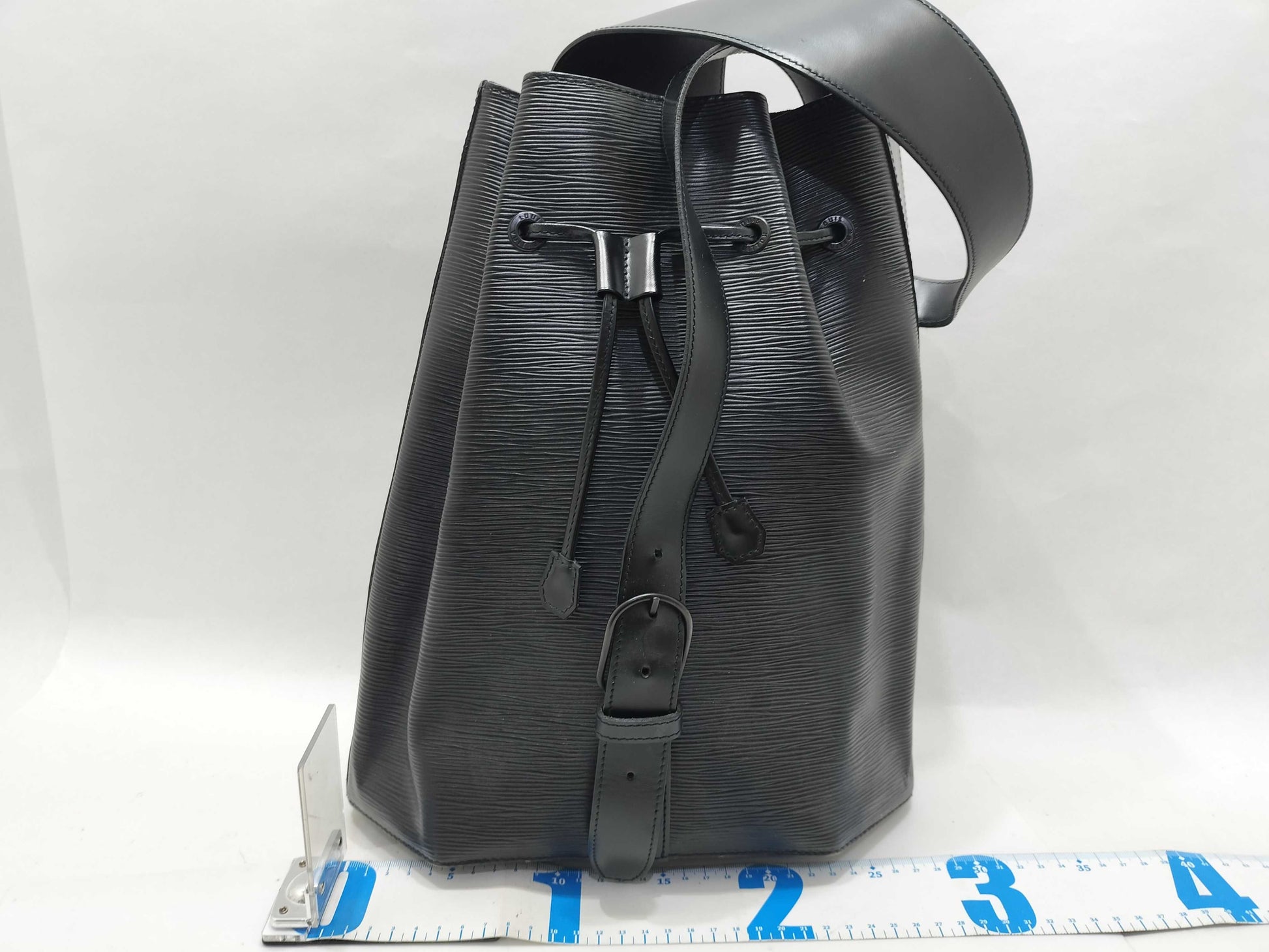 LOUIS VUITTON Epi Louis Vuitton Epi Shoulder Bag Sac Ado Noir Shoulder Bag