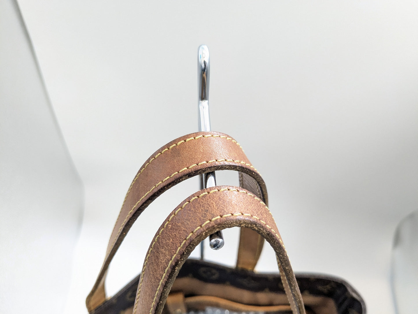 LOUIS VUITTON LV Monogram Vavin GM Tote Bag