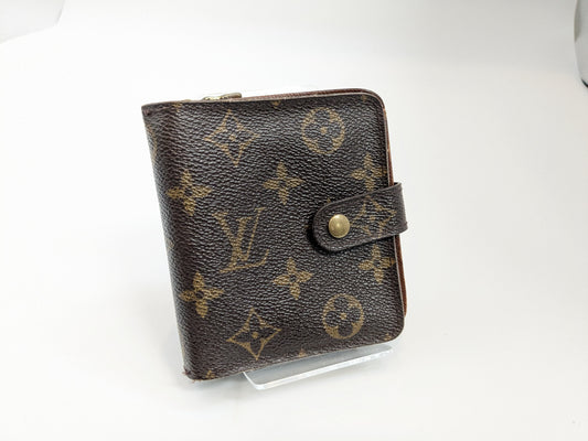 LOUIS VUITTON LV Monogram Compact Zip Wallet