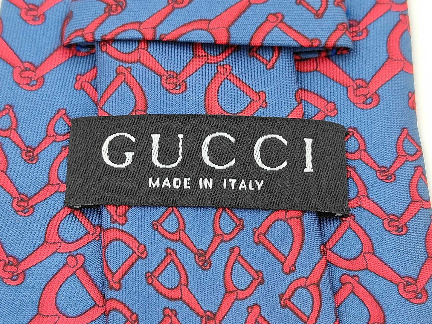 GUCCI Horsebit All-Over Print Blue and Pink Silk Tie