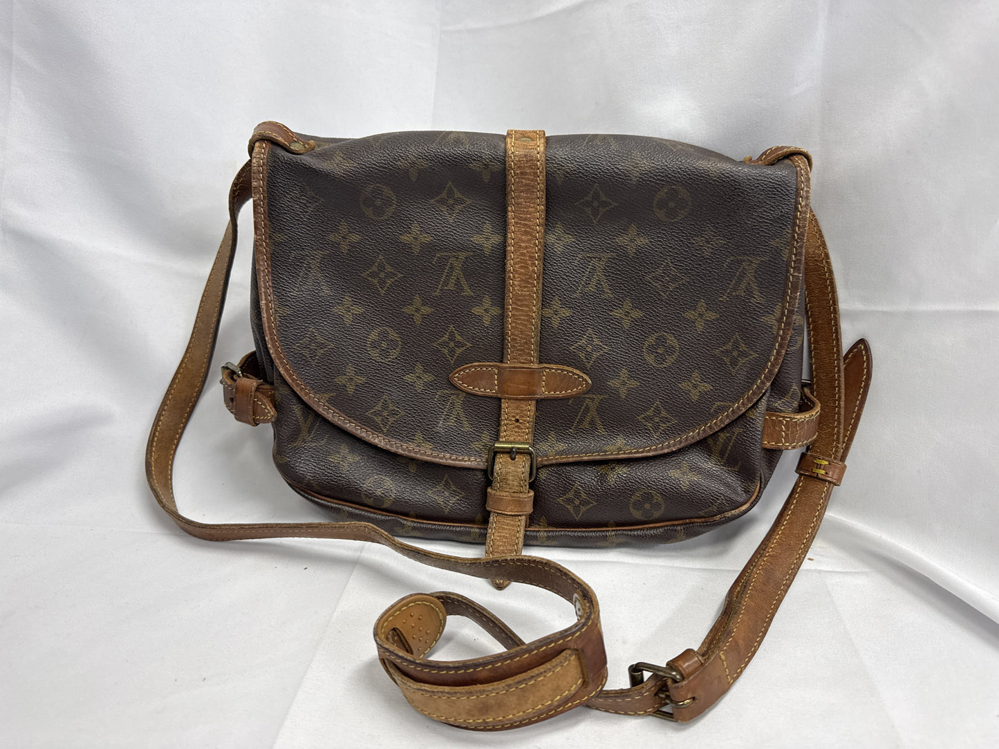 LOUIS VUITTON Saumur BB Shoulder Bag