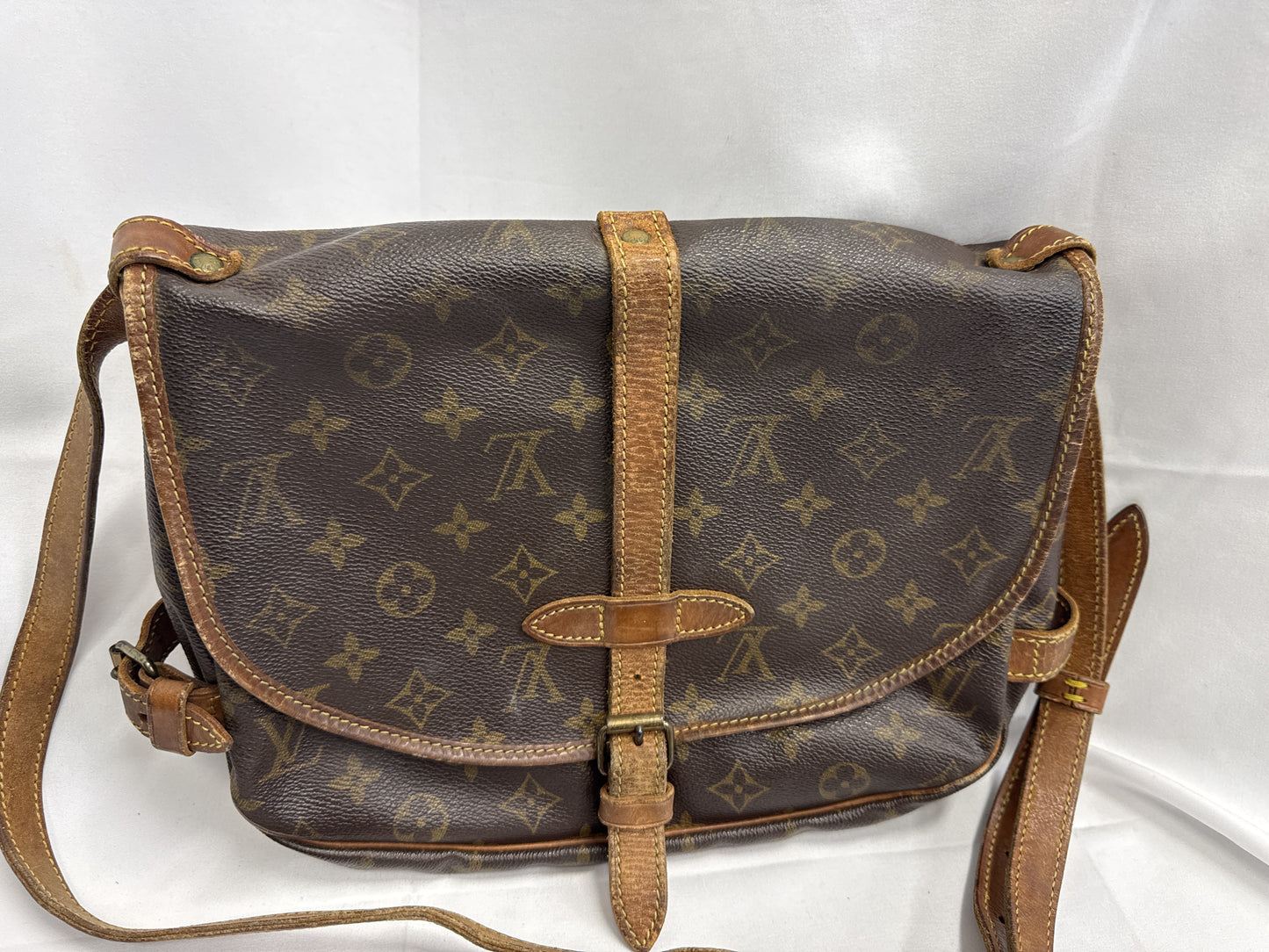 LOUIS VUITTON Saumur BB Shoulder Bag