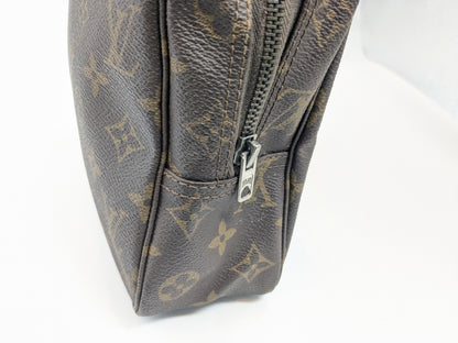 LOUIS VUITTON M47524 Monogram Truss Toilette 23 Pouch