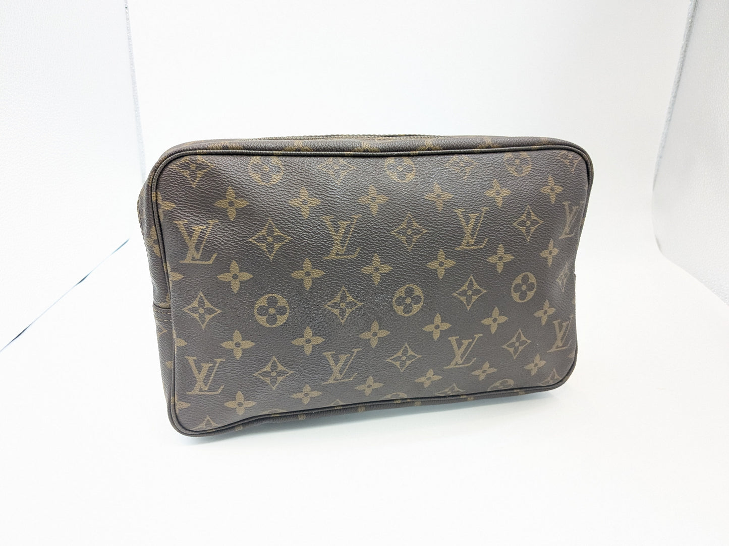 LOUIS VUITTON M47524 Monogram Truss Toilette 23 Pouch