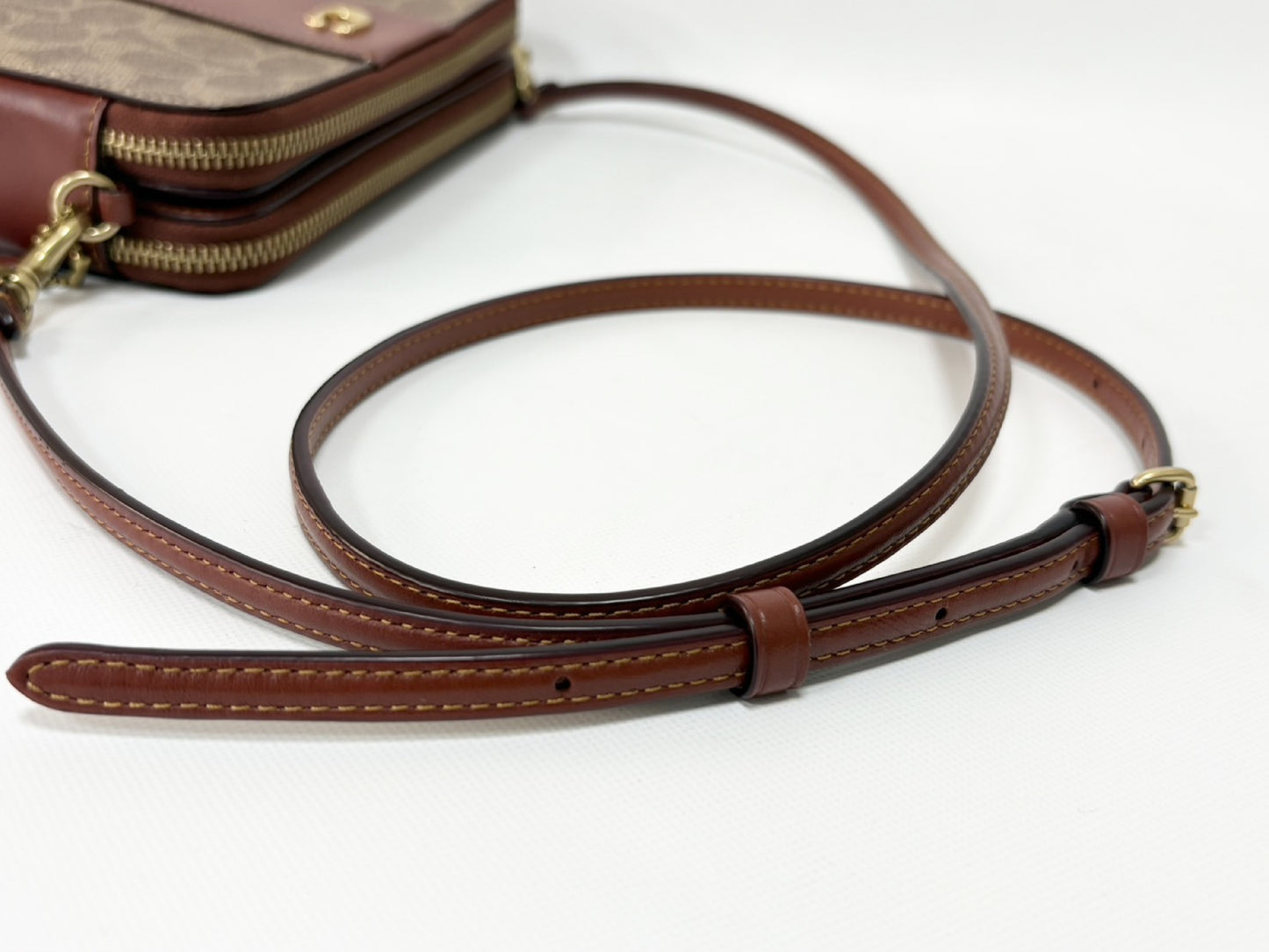 COACH Kira Crossbody Colorblock Signature B2323-CH797 Coated Canvas and Calf Leather Clutch Pouch Brown and Beige Shoulder Bag