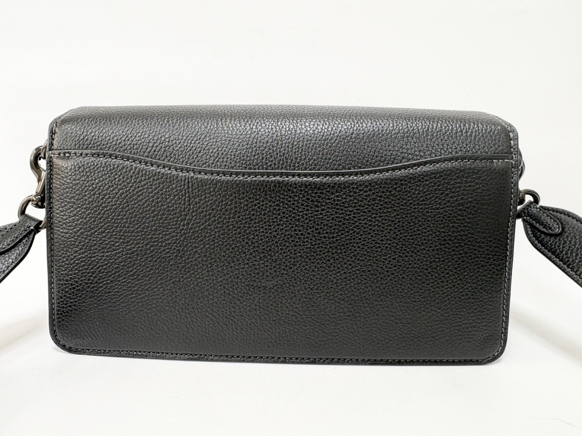 COACH Tabby 26 B2322-CH857 Shoulder Bag in Black Grab-Tanned Leather