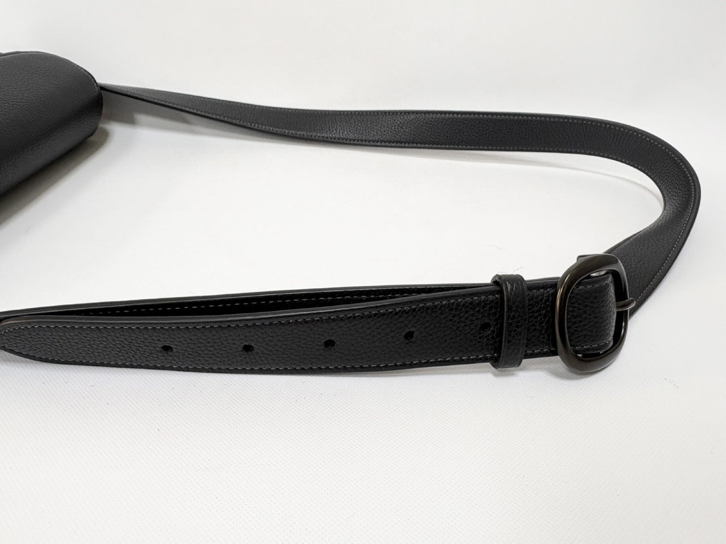 COACH Tabby 26 B2322-CH857 Shoulder Bag in Black Grab-Tanned Leather