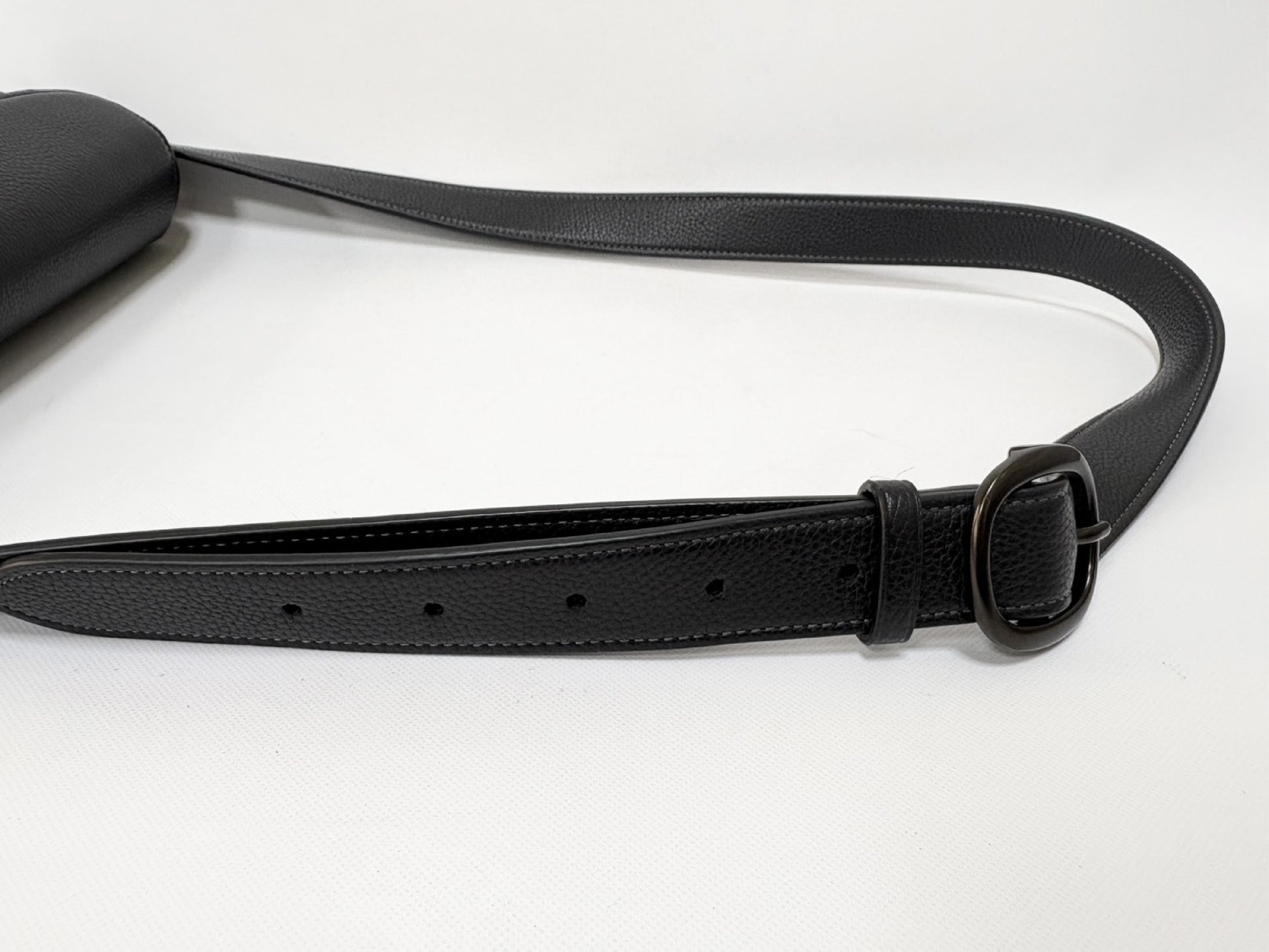 COACH Tabby 26 B2322-CH857 Shoulder Bag in Black Grab-Tanned Leather