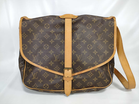 LOUIS VUITTON Monogram Saumur 30 Shoulder Bag 8907VI