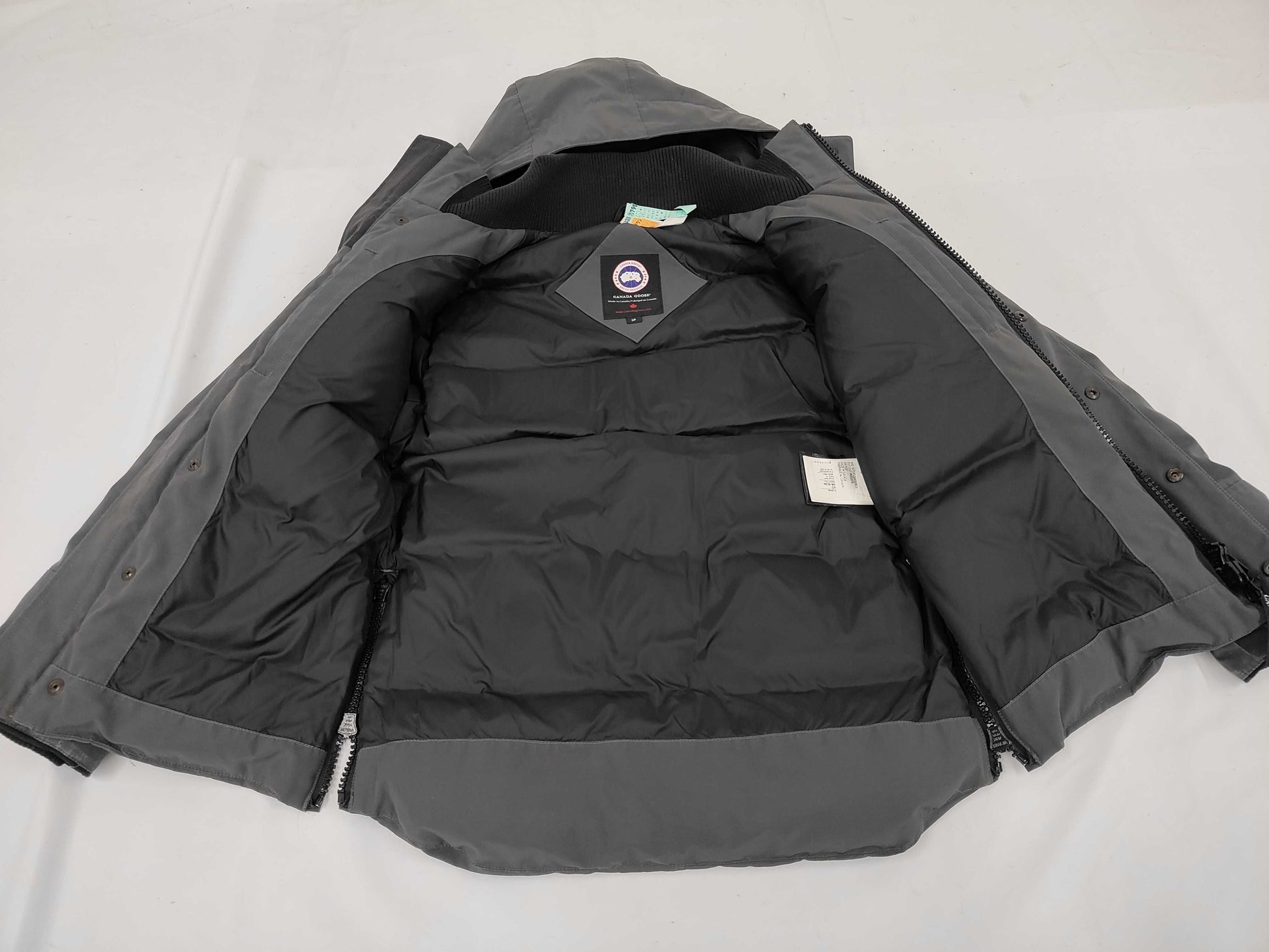Canada Goose 4550M Down Jacket, Size S
