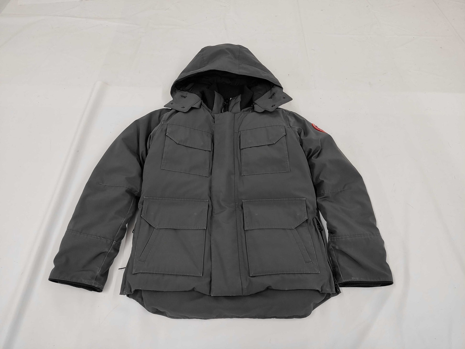 Canada Goose 4550M Down Jacket, Size S