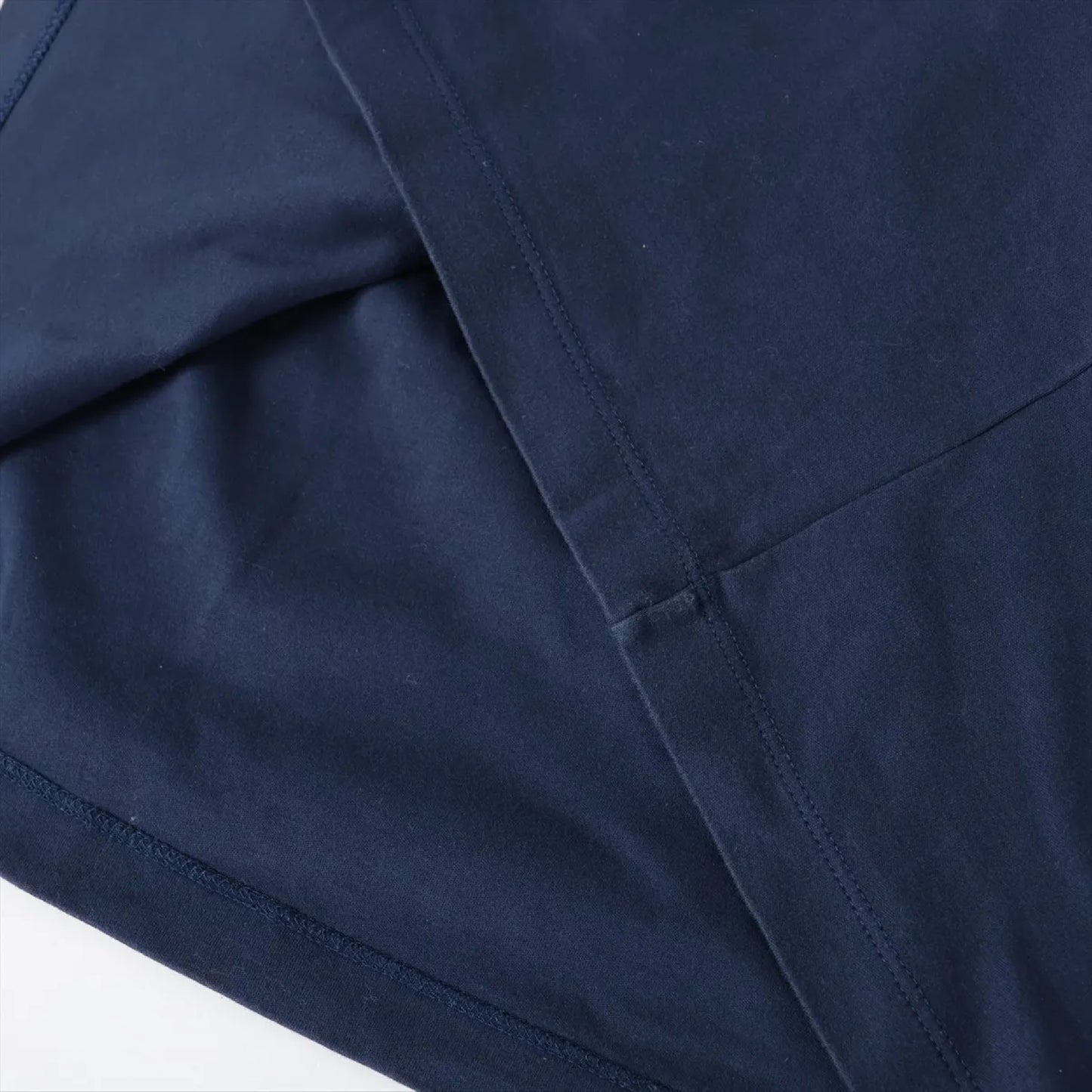 LOUIS VUITTON Large Logo Long T-Shirt, Size S, Navy, RM131M, Tops