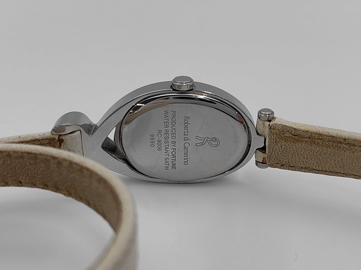 Roberta di Camerino RC-9006 9690 Quartz Shell Dial Unoperated Women's Watch