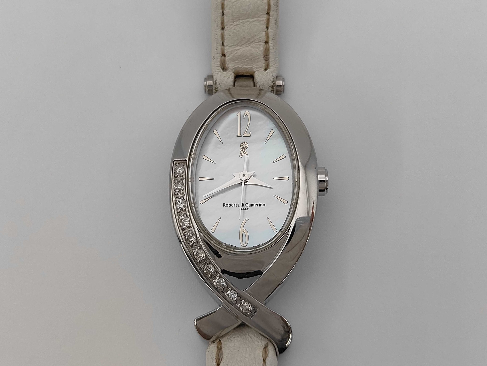 Roberta di Camerino RC-9006 9690 Quartz Shell Dial Unoperated Women's Watch