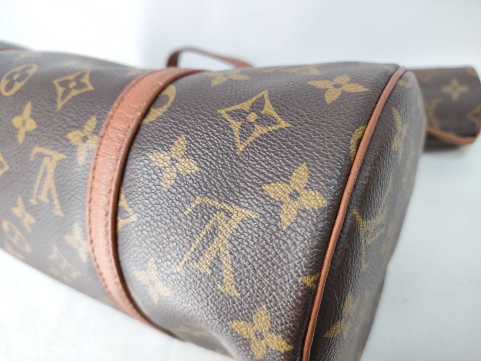 LOUIS VUITTON Monogram Papillon 30 Handbag with Pouch