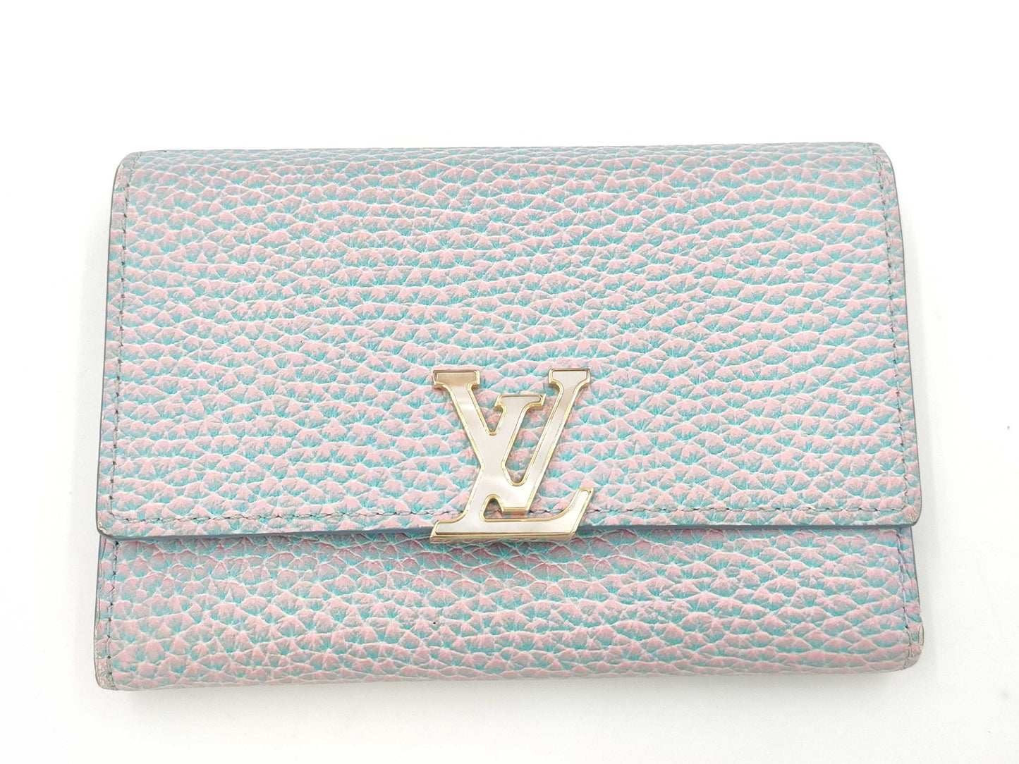 LOUIS VUITTON Portefeuille Capucines Compact Wallet