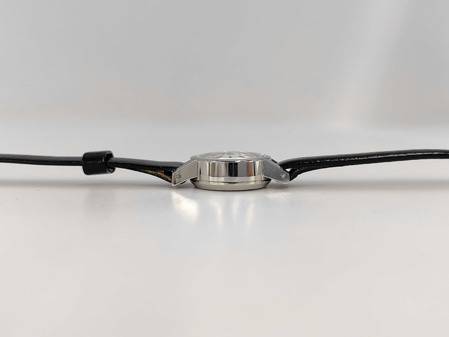 OMEGA Hand-wound Women's Watch