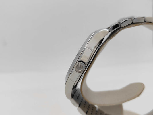 GUCCI 126.4 17468441 Quartz Men's Watch, Current Condition, Unworked