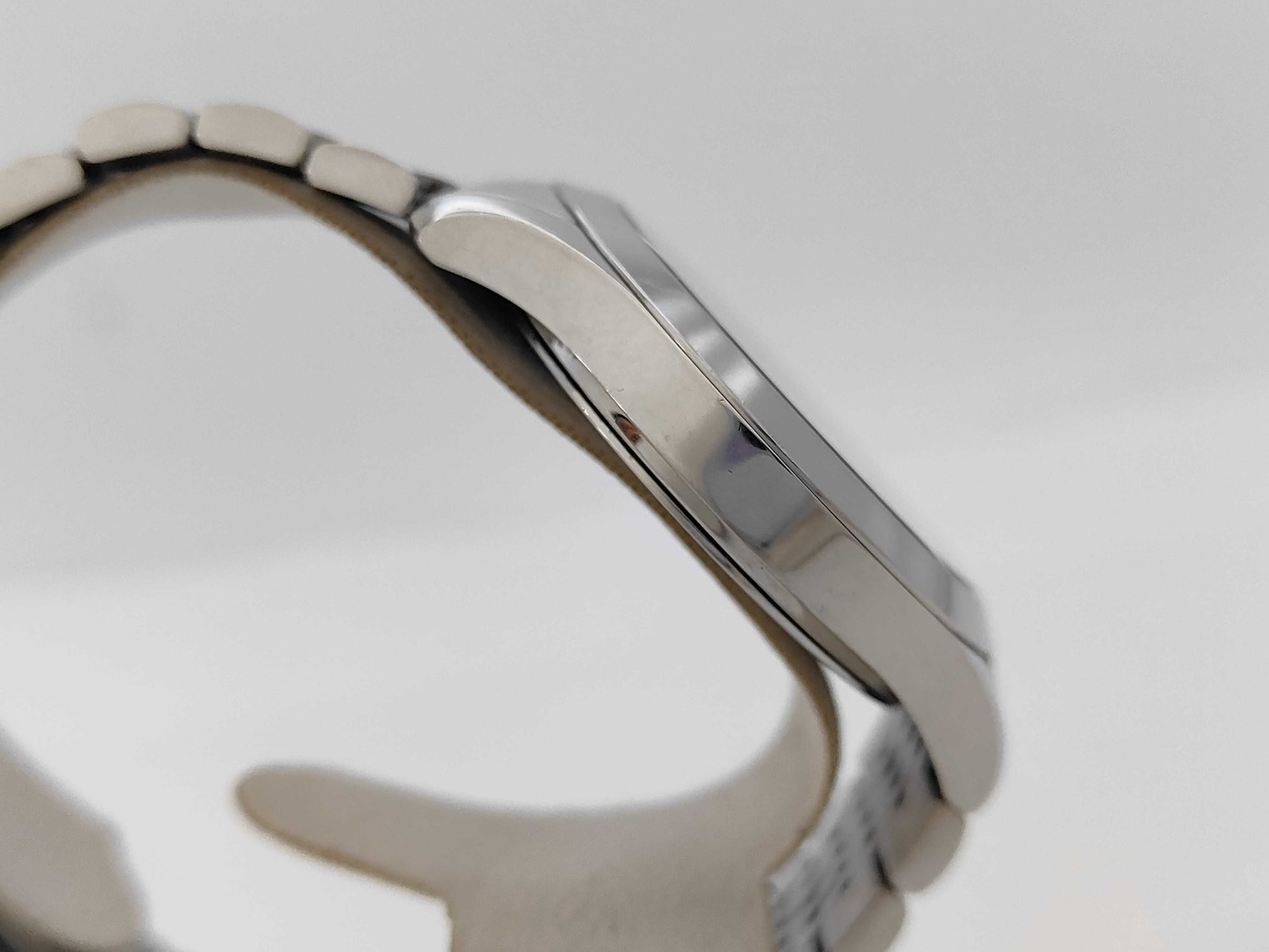 GUCCI 126.4 17468441 Quartz Men's Watch, Current Condition, Unworked