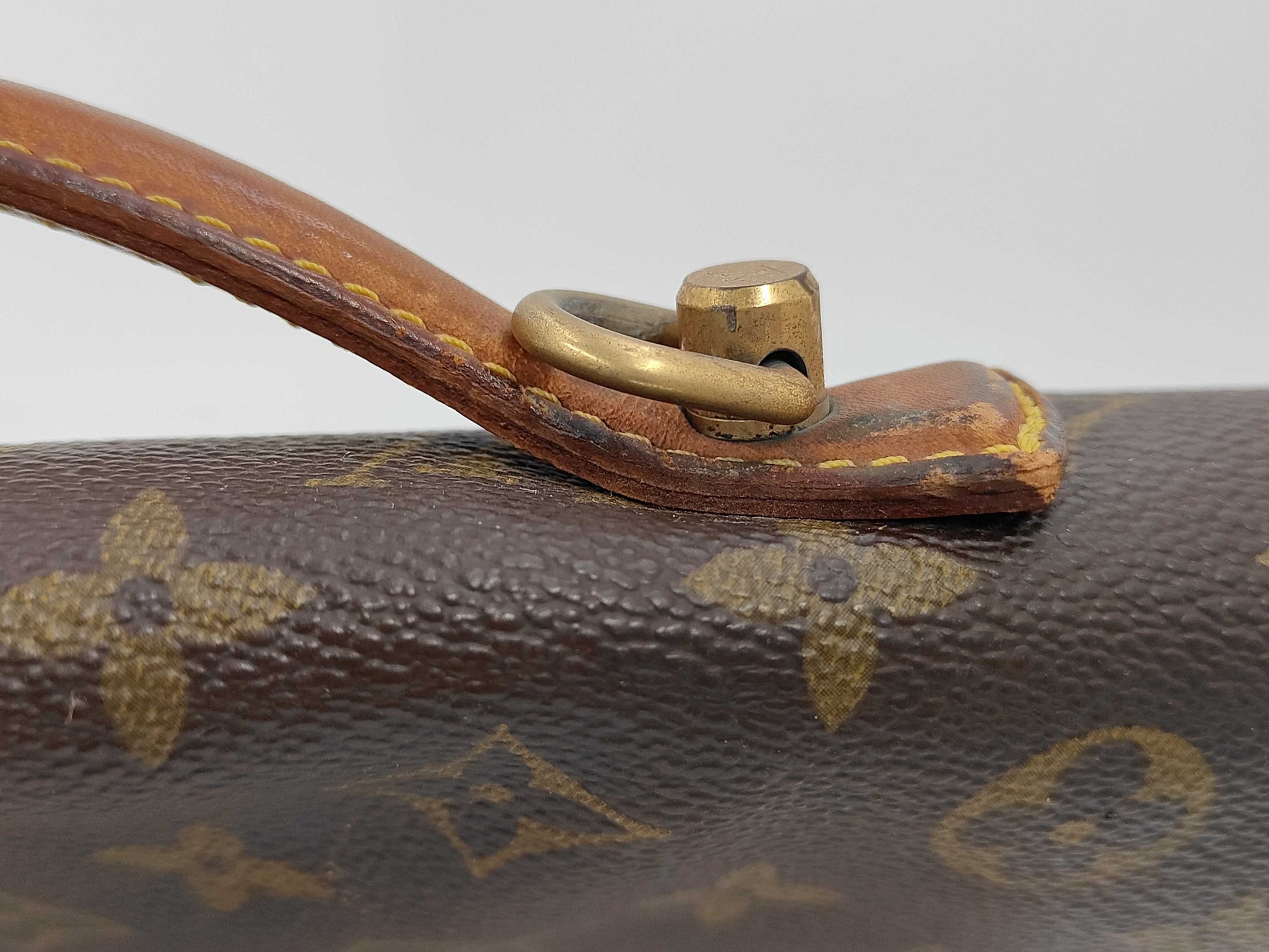 LOUIS VUITTON Beverly Bag