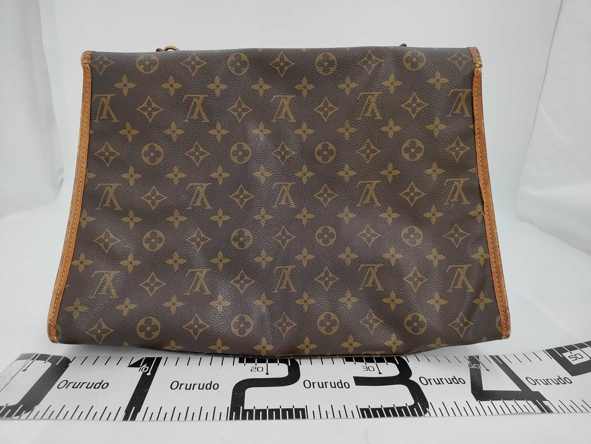 LOUIS VUITTON Beverly Bag