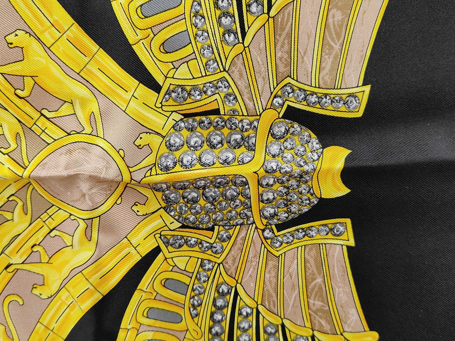 Cartier Cartier must de Cartier scarf