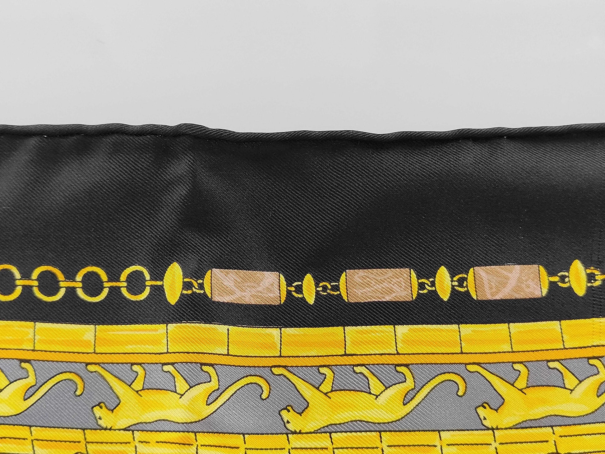 Cartier Cartier must de Cartier scarf