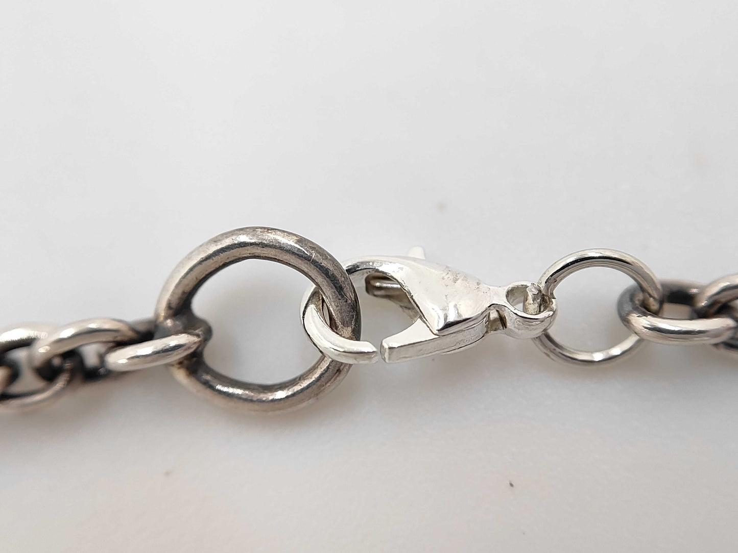 GUCCI Silver GG Logo Necklace