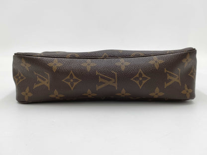 LOUIS VUITTON TH8903 Monogram True Towel M47524 Second Bag