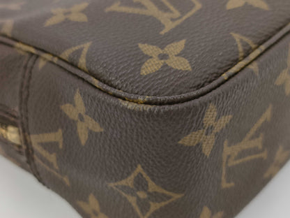 LOUIS VUITTON Monogram True Toilet 23 Pouch