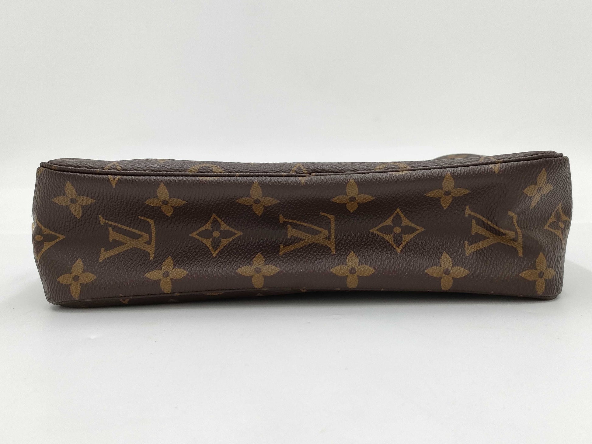 LOUIS VUITTON TH0930 Monogram Truest Wallet Second Bag