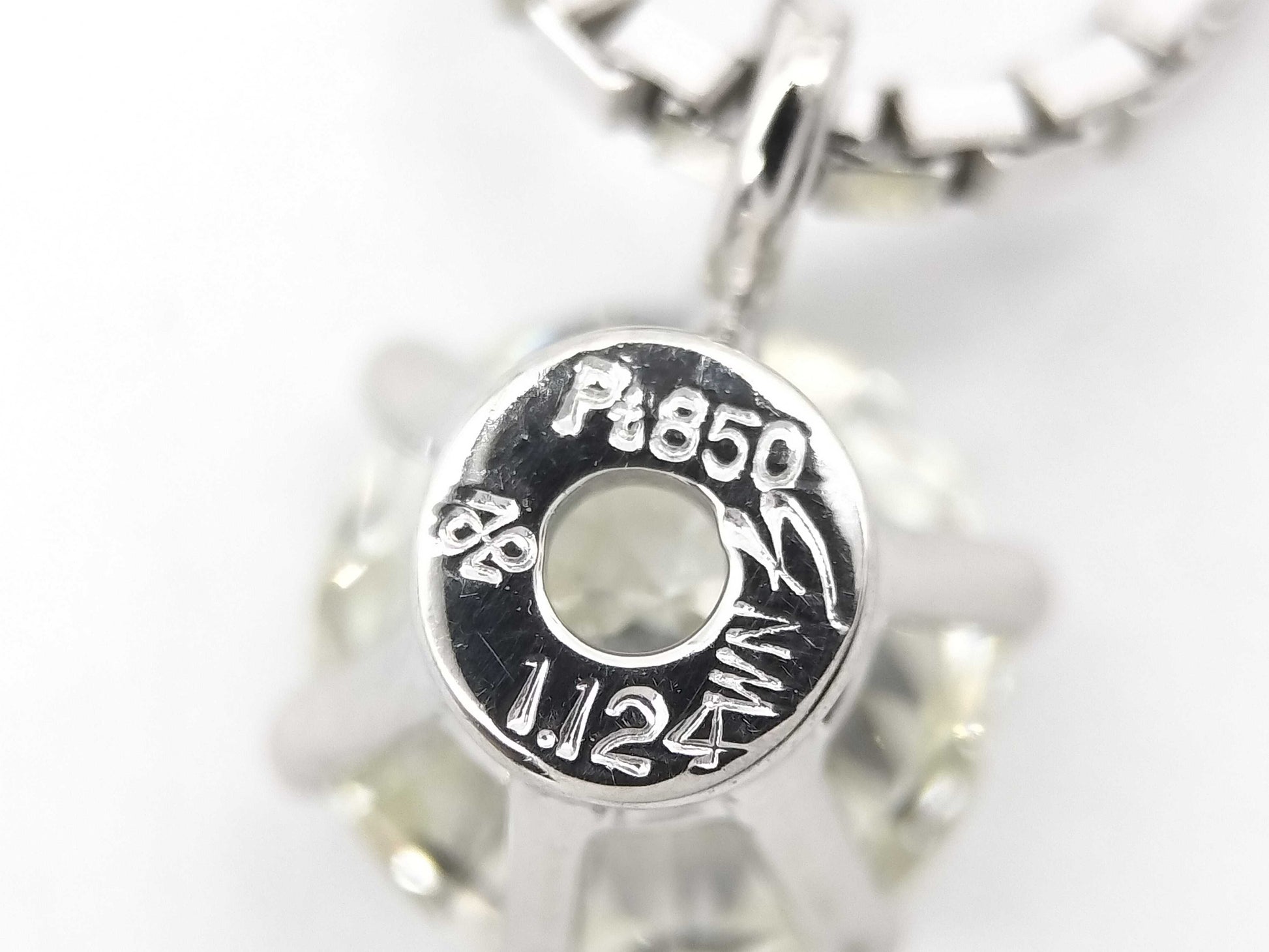 D1.124ct PT850 10.9g Necklace 