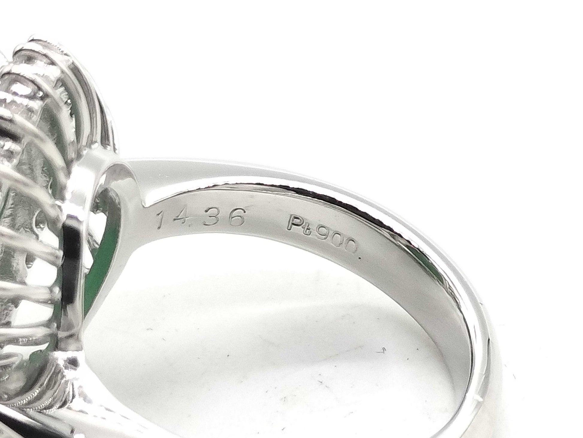 Jade 14.36ct D0.68ct PT900 15.6g Ring 