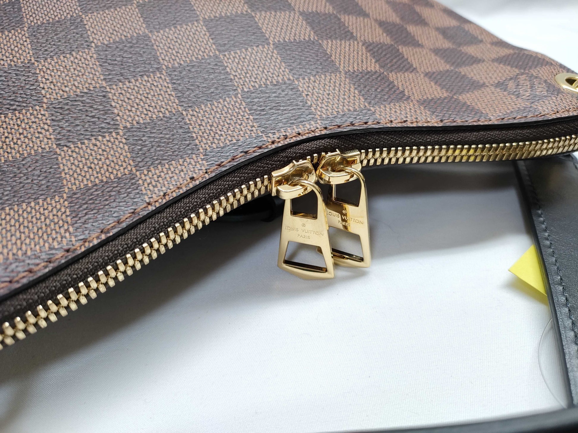 PRADA M45352 Damier 5AK-4L0 57□18 140 3N Shoulder Bag