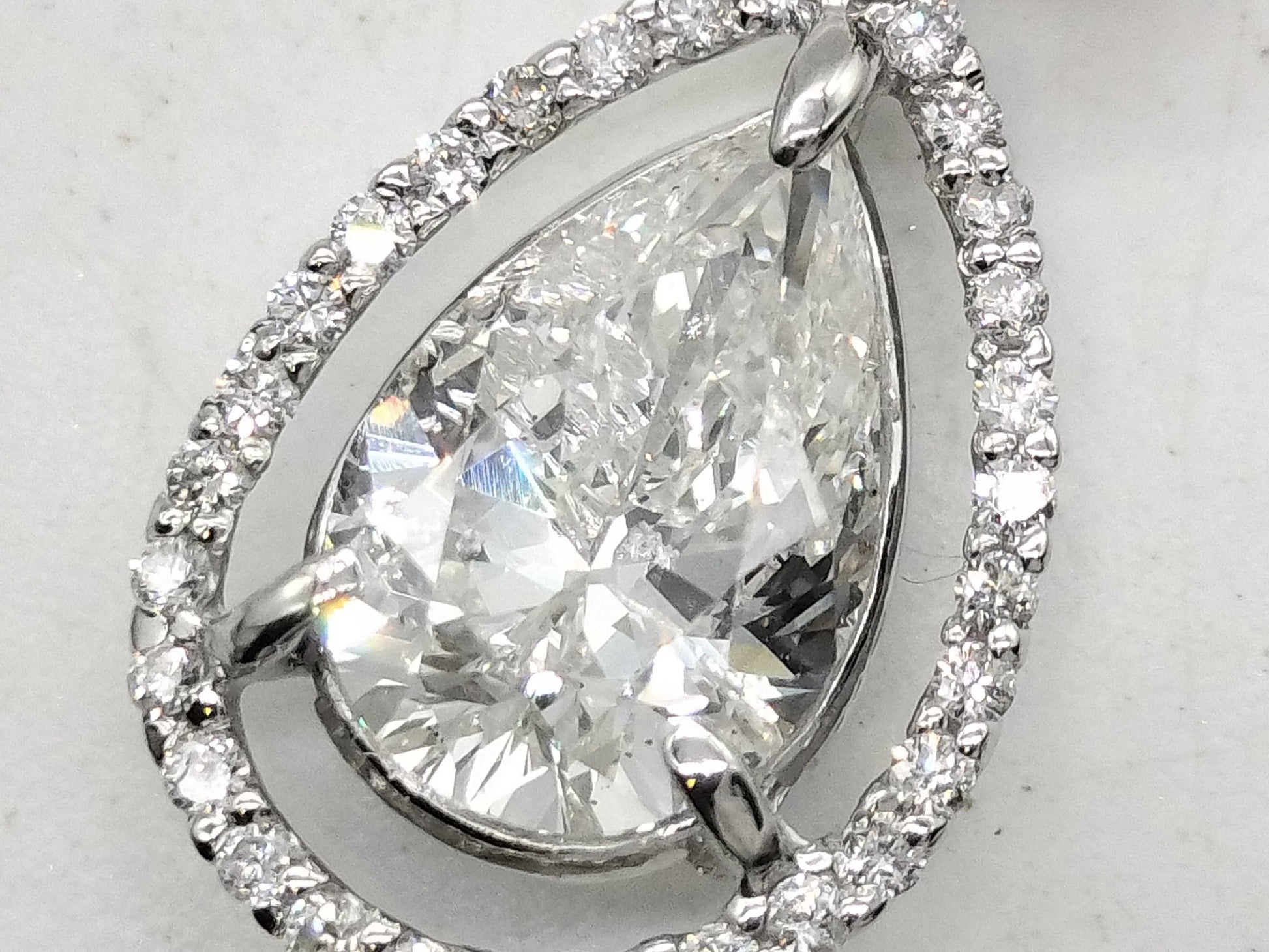 D2.028ct FD0.30ct Pt900/850 5.2g Necklace 