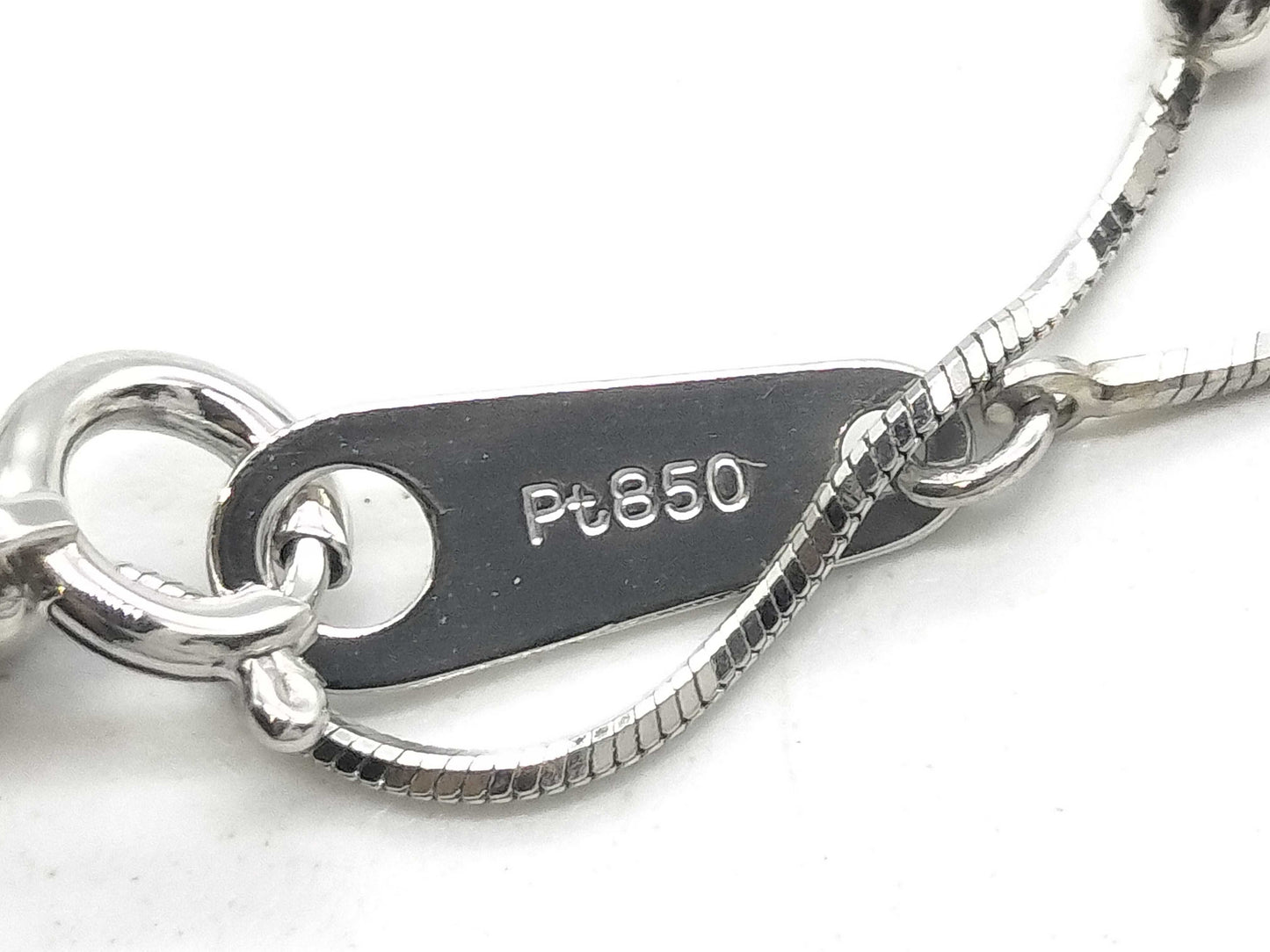 D2.028ct FD0.30ct Pt900/850 5.2g Necklace 