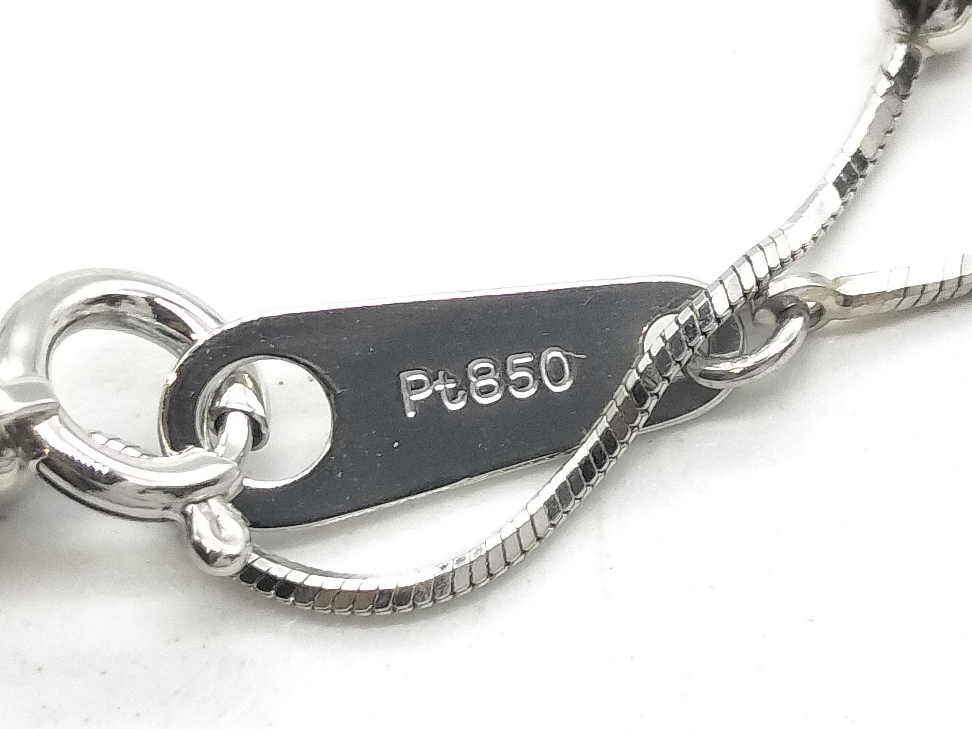 D2.028ct FD0.30ct Pt900/850 5.2g Necklace 