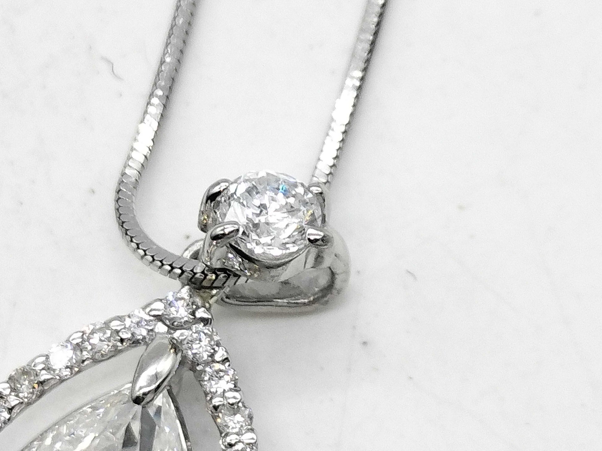 D2.028ct FD0.30ct Pt900/850 5.2g Necklace 