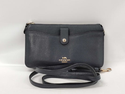 COACH 32320 Shoulder Bag Pouch