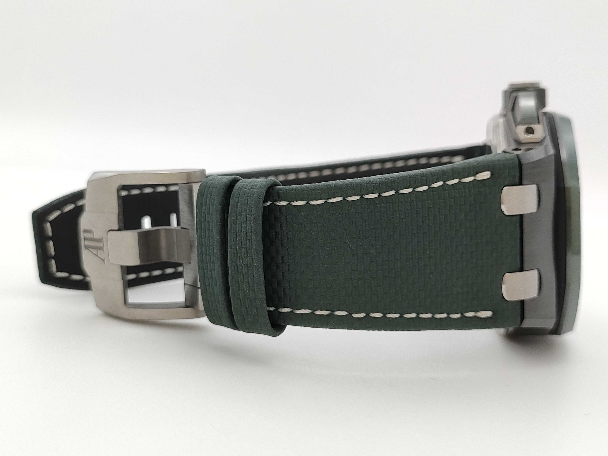 AUDEMARS PIGUET 26420CE.OO.A063VE.01 UK4943J Green Men's Watch