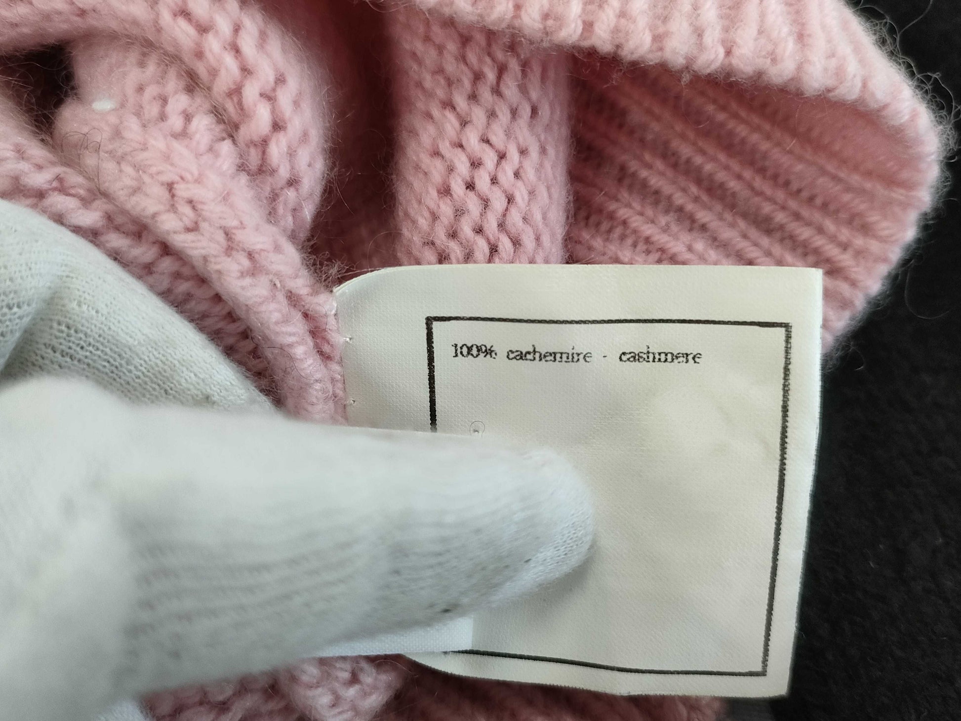 CHANEL sweater top