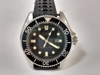 SEIKO 2625-0010 9D0401 Quartz Black Dial Unoperated Men's Watch
