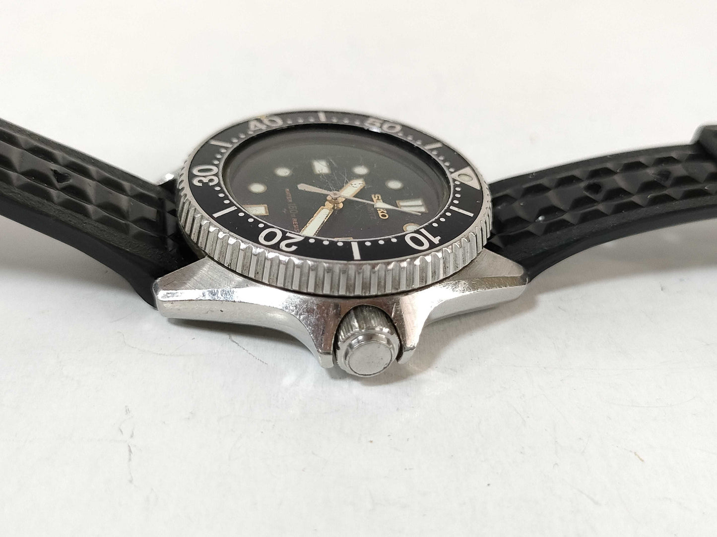 SEIKO 2625-0010 9D0401 Quartz Black Dial Unoperated Men's Watch