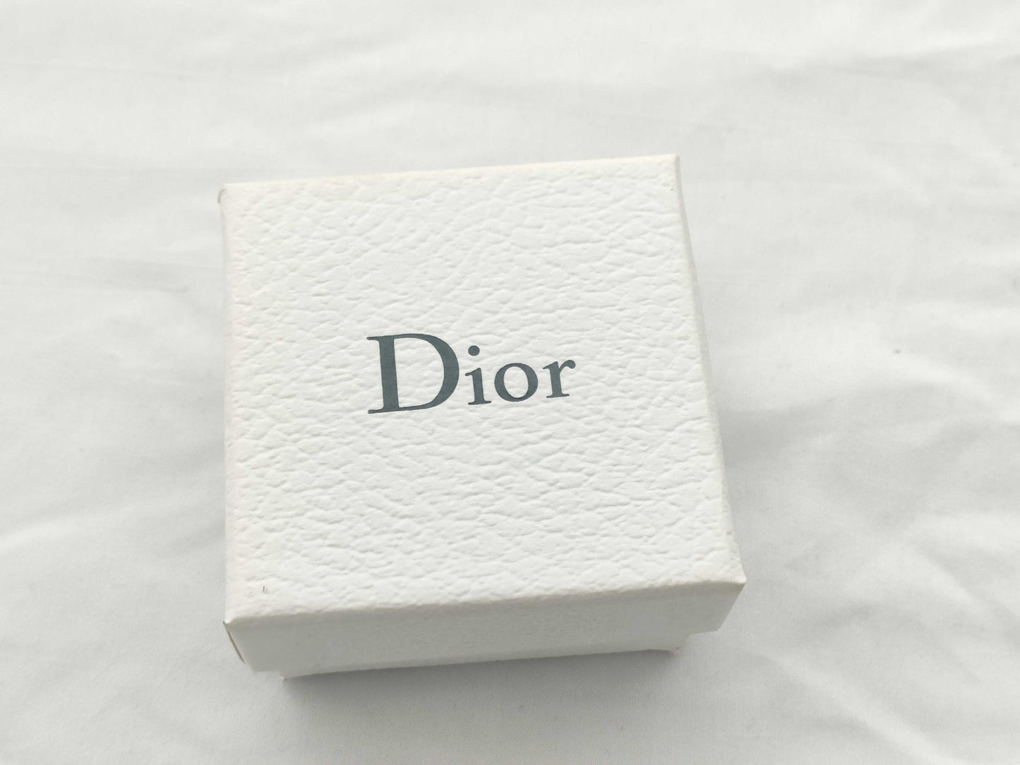 Dior D78-109 ER9474 Shell Dial Quartz Women's Watch