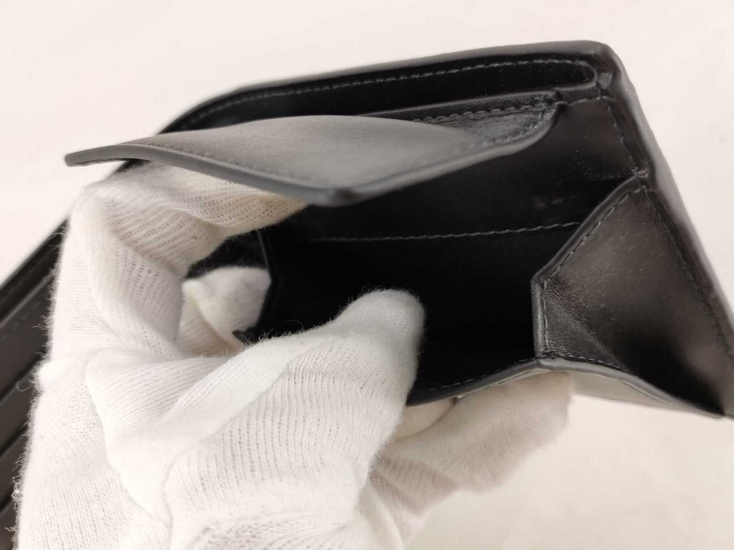 BURBERRY Folding Wallet