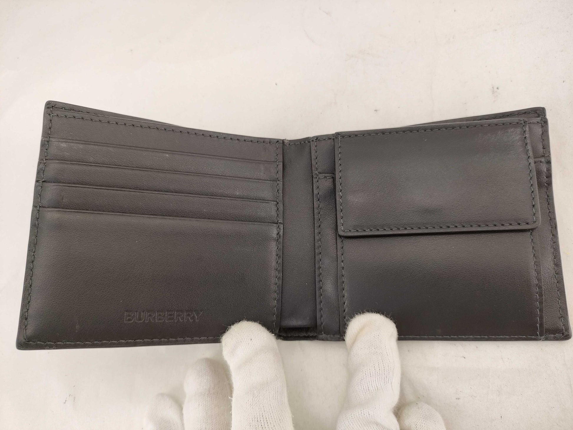 BURBERRY Folding Wallet